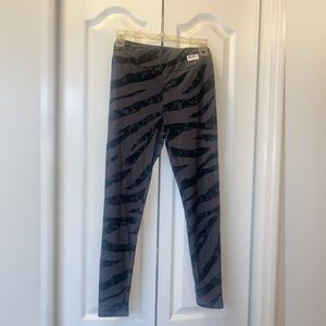 NEW LuLaRoe Zebra OS Leggings 9001